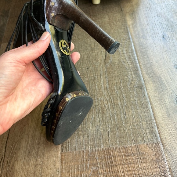 Gucci strappy heels - Picture 5 of 10